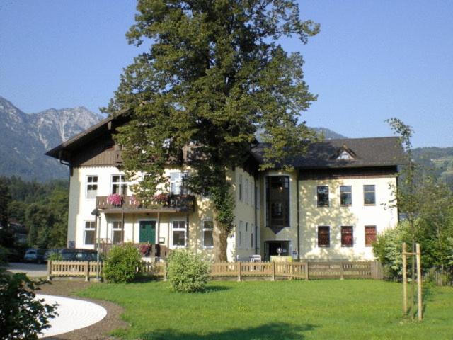 Luise Wehrenfennig & Haus Eva Hotel Bad Goisern Ngoại thất bức ảnh
